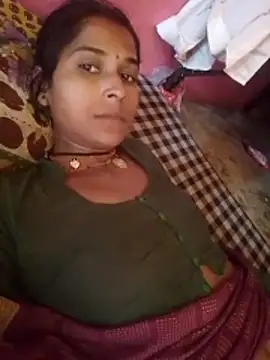 Hot reshmaji online show from May 19, 2026, 4:41 am