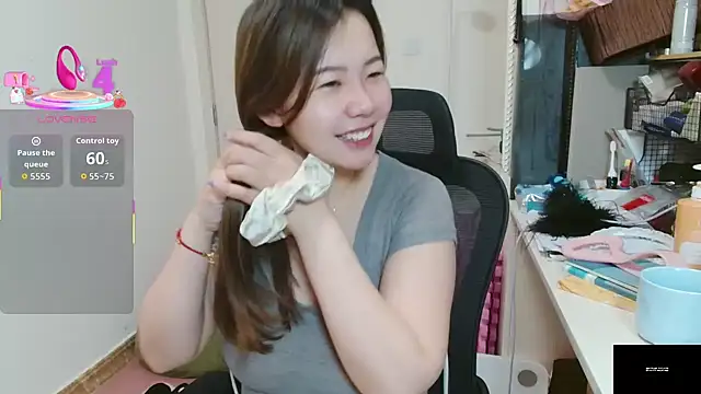 Snapshot of sallycui chatting on May 26, 2026, 11:01 pm sallycui online show from May 26, 2026, 11:01 pm