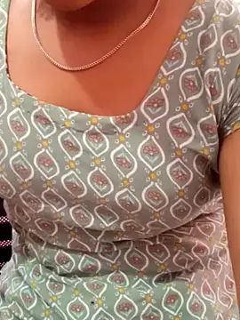 pari rani7 online show from February 8, 2026, 3:54 am