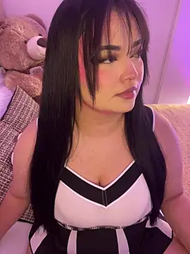 Mericute  online show from April 10, 2026, 12:27 am