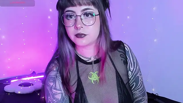 Hallucigenia  online show from March 18, 2026, 8:45 pm