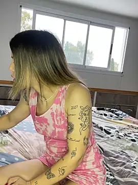 xvalentinaof online show from November 29, 2025, 5:38 pm