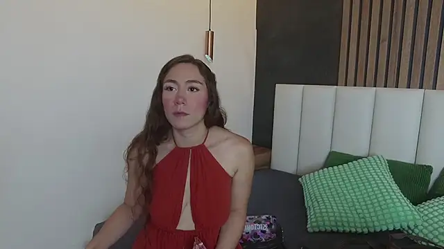 MyApril   online show from December 4, 2025, 11:52 am