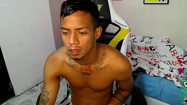 Snapshot of Nando_coll chatting on October 31, 2025, 11:33 am Nando coll online show from October 31, 2025, 11:33 am