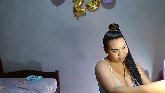 Snapshot of MelissaTommy chatting on October 19, 2025, 7:25 pm MelissaTommy online show from October 19, 2025, 7:25 pm