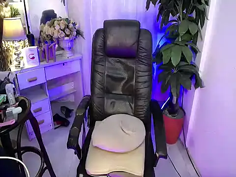 AngelitaDeputouch online show from April 11, 2026, 8:29 am