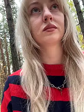 RonnieKiss online show from September 21, 2025, 4:58 am