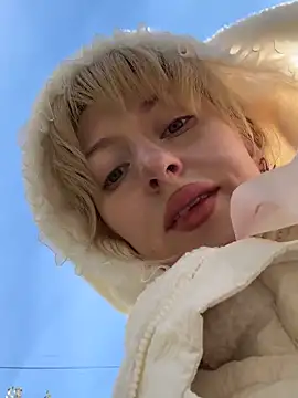 RonnieKiss online show from October 1, 2025, 3:34 am