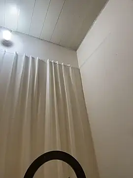 AZ37866 online show from April 3, 2026, 3:37 am