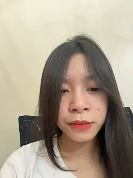 Snapshot of mau15_ chatting on October 10, 2025, 7:29 am mau15 online show from October 10, 2025, 7:29 am