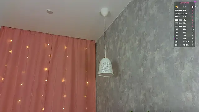 vivyboo111 online show from February 19, 2026, 8:05 pm