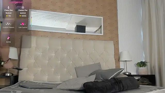 liam twiink online show from November 19, 2025, 7:14 pm