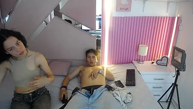 oblivionlove online show from March 31, 2026, 9:26 pm