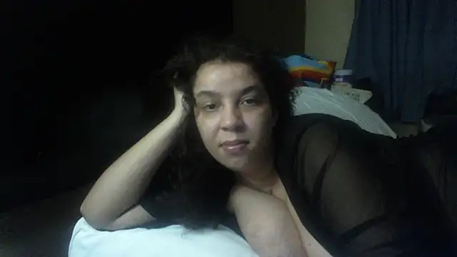 lotuzpetals online show from November 23, 2025, 12:21 am