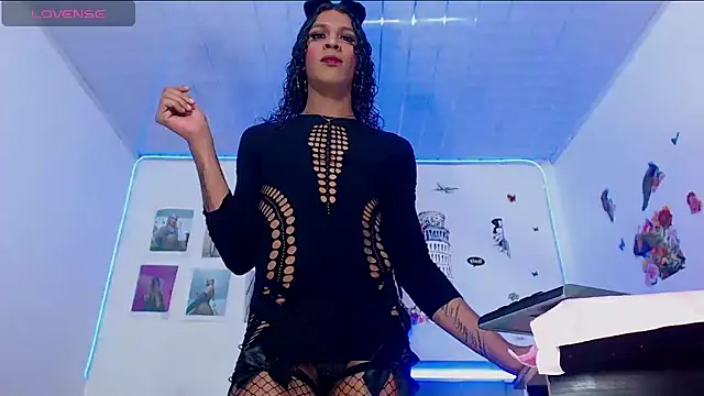 Snapshot of violettath chatting on February 12, 2026, 4:40 am violettath online show from February 12, 2026, 4:40 am