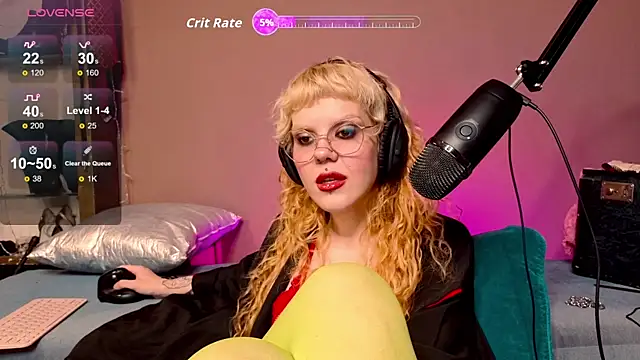 Snapshot of tacodeluxxxe chatting on November 13, 2025, 4:50 pm tacodeluxxxe online show from November 13, 2025, 4:50 pm