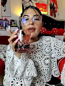 ValeNiitaLuv online show from March 1, 2026, 2:46 am