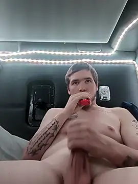 Snapshot of Bigdicktrucker26 chatting on September 28, 2025, 4:01 pm Bigdicktrucker26 online show from September 28, 2025, 4:01 pm