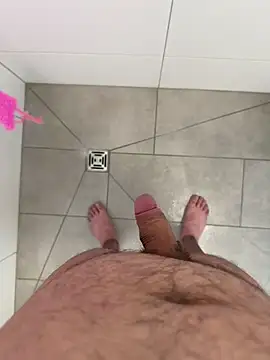 Snapshot of Felix839 chatting on October 18, 2025, 1:01 pm Felix839 online show from October 18, 2025, 1:01 pm