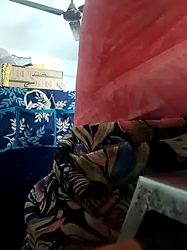 Snapshot of TeluguCuplehyd chatting on October 21, 2025, 4:13 am TeluguCuplehyd online show from October 21, 2025, 4:13 am