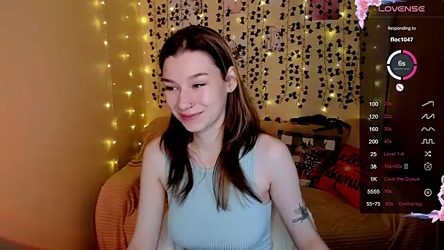 LinaBlossom  online show from November 2, 2025, 2:58 am