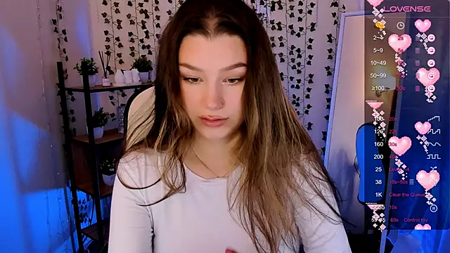 Snapshot of LinaBlossom_ chatting on July 11, 2026, 5:21 am LinaBlossom online show from July 11, 2026, 5:21 am