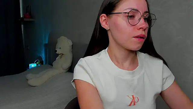 Snapshot of fun_nd_bun chatting on June 30, 2026, 1:01 pm fun nd bun online show from June 30, 2026, 1:01 pm