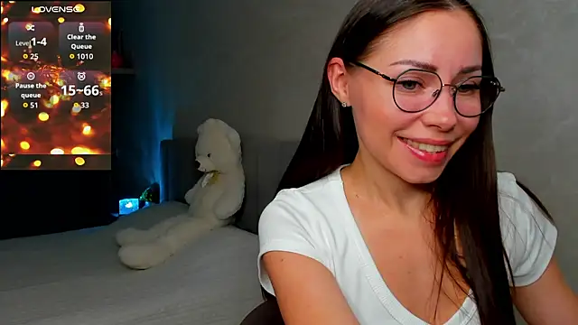 Snapshot of fun_nd_bun chatting on July 10, 2026, 1:25 pm fun nd bun online show from July 10, 2026, 1:25 pm