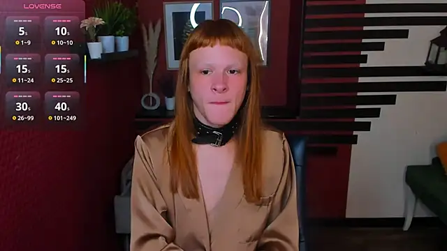 ChloeValentinee online show from January 5, 2026, 5:27 pm