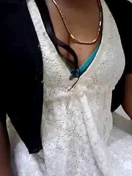 jasminetaml online show from September 27, 2025, 7:41 pm