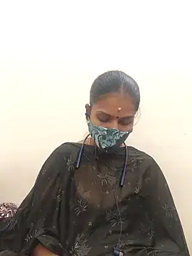 Tamil Yalini12 online show from November 5, 2025, 3:12 pm