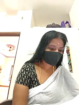 Tamil Yalini12 online show from April 6, 2026, 7:20 am