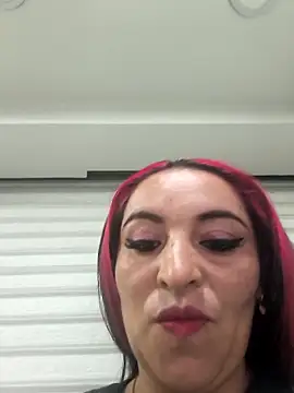Snapshot of Alisson_Stonee chatting on March 24, 2026, 7:19 pm Alisson Stonee online show from March 24, 2026, 7:19 pm