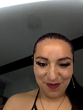 Snapshot of Alisson_Stonee chatting on April 17, 2026, 8:45 pm Alisson Stonee online show from April 17, 2026, 8:45 pm