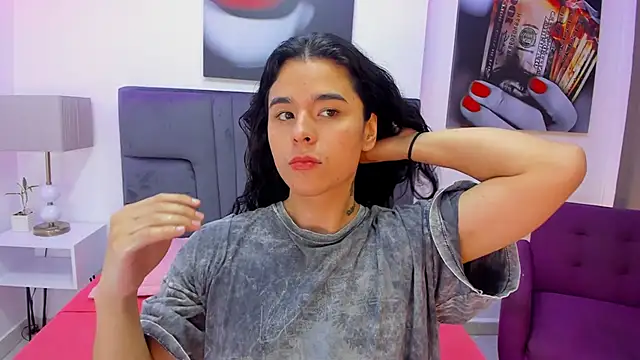 Angel Dustts online show from October 24, 2025, 7:21 pm