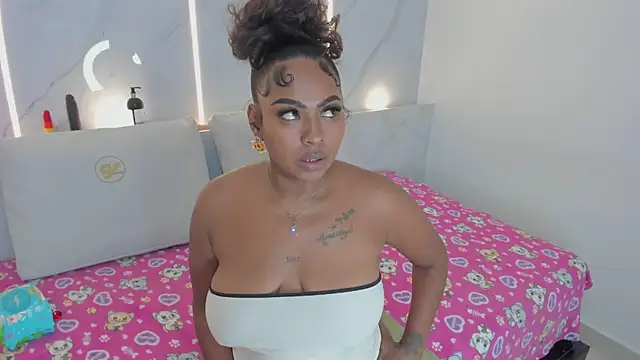 Snapshot of erlys_brown chatting on October 18, 2025, 4:26 am erlys brown online show from October 18, 2025, 4:26 am