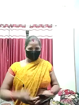 Snapshot of School_medam chatting on October 17, 2025, 4:09 pm School medam online show from October 17, 2025, 4:09 pm