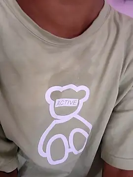 anayahotty online show from October 5, 2025, 5:28 am