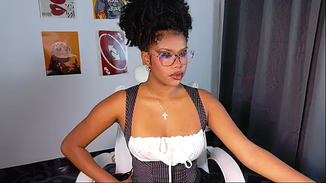Snapshot of kehlannis_ chatting on July 15, 2026, 6:35 pm kehlannis online show from July 15, 2026, 6:35 pm