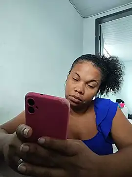 PrettahSantos online show from July 19, 2026, 12:42 pm