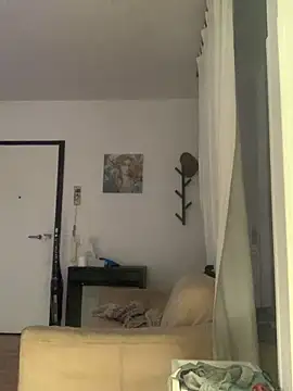 alessiobaz online show from April 18, 2026, 8:07 am