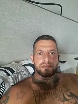 Danielxxxbbn online show from September 21, 2025, 1:46 pm