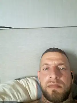 Danielxxxbbn online show from September 23, 2025, 2:31 pm