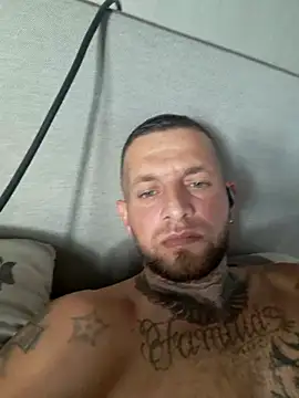 Danielxxxbbn online show from October 1, 2025, 2:56 pm