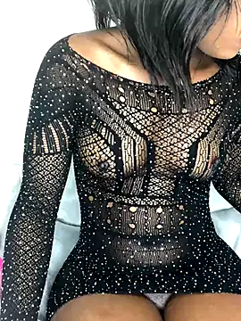 Snapshot of Fun_size86 chatting on October 21, 2025, 8:42 pm Fun size86 online show from October 21, 2025, 8:42 pm