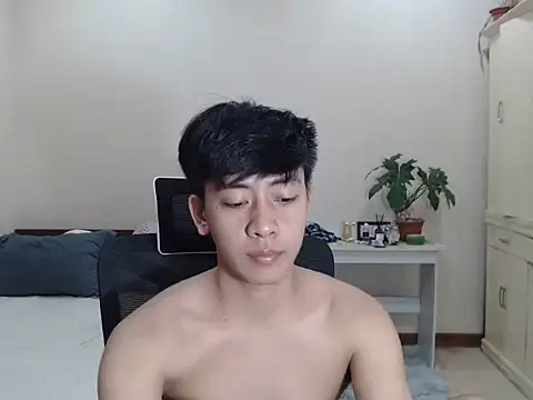 niel cumshow online show from November 7, 2025, 6:02 am