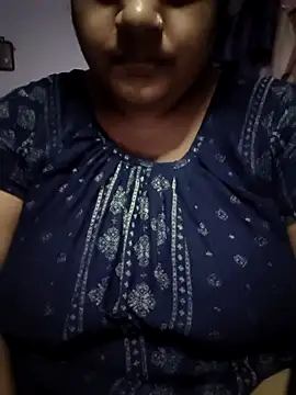 Deborbhavi222 online show from May 21, 2026, 4:36 pm