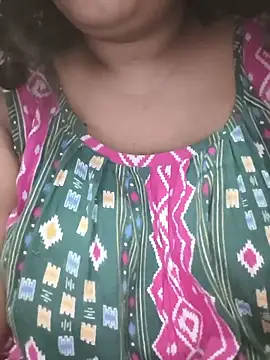 Deborbhavi222 online show from June 19, 2026, 9:13 am