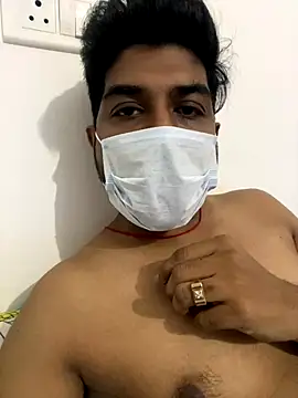 luckyboyhot4444 online show from September 21, 2025, 4:41 pm