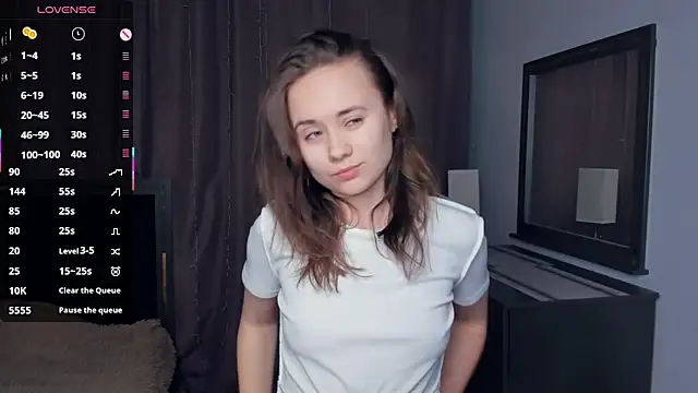 Crysta1Eva  online show from February 10, 2026, 7:40 pm